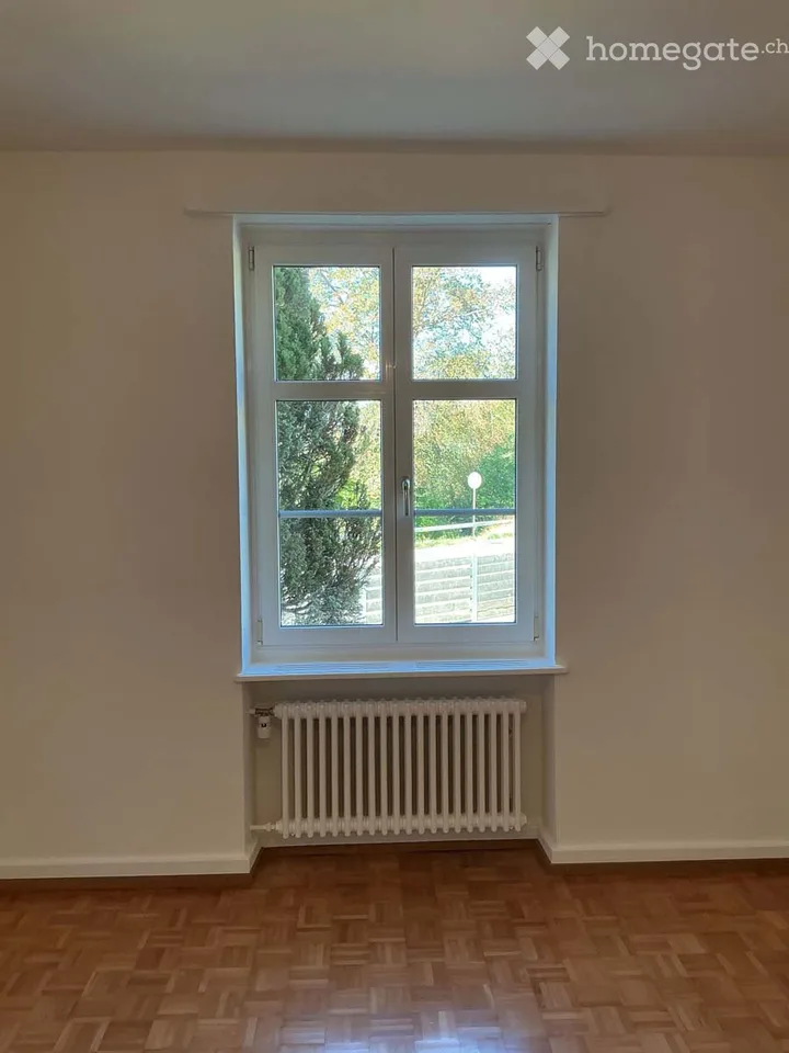 Appartamento accogliente di 3 locali con balcone/area di giardino a Rothenfluh