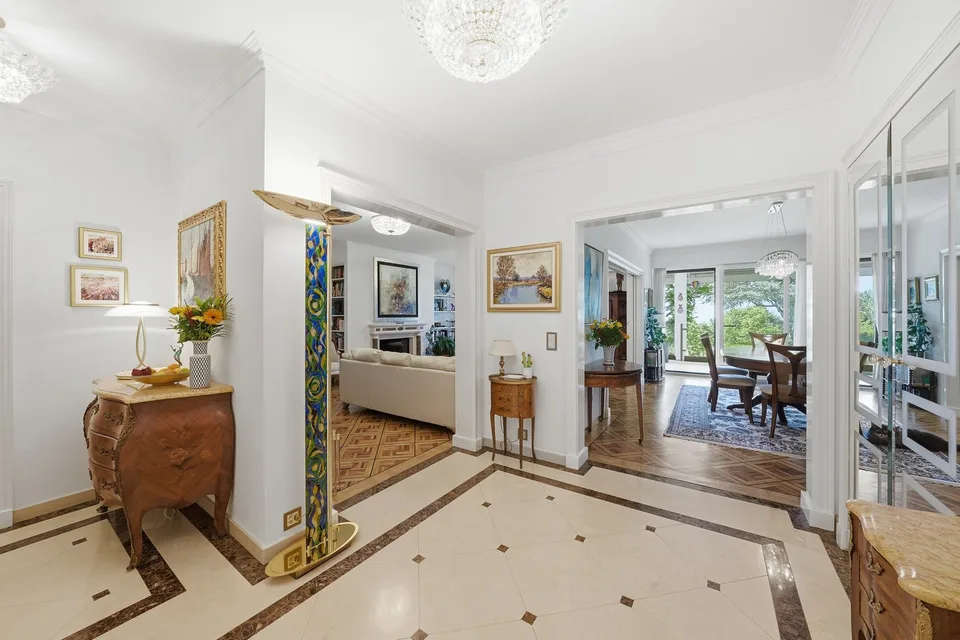 Spacieux appartement de 6.5 pièces avec vue et balcon à Lausanne