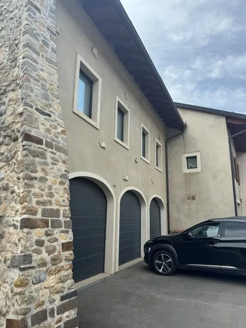 Casa ristrutturata di 7 locali a Eclepens – Un patrimonio eccezionale