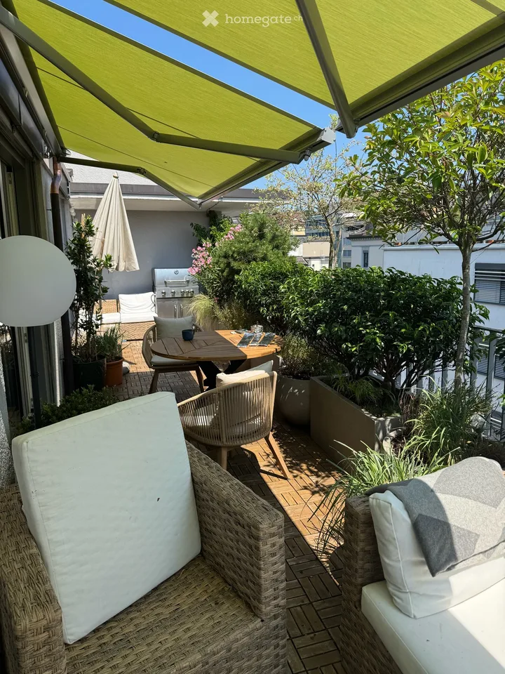 Bright 3.5-Room Apartment with Terrace in Prime Zürich 8008 Location