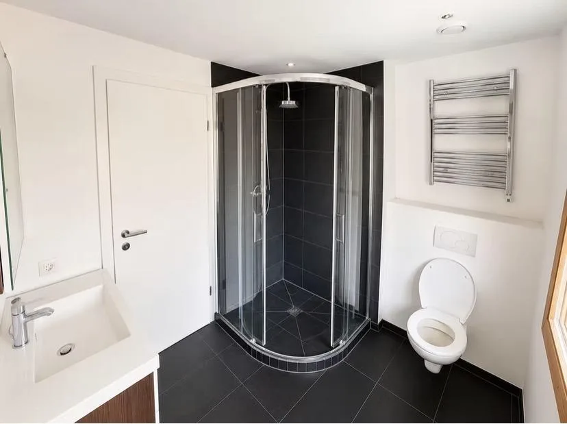 Crans-Montana * außergewöhnliches Appartement * Zweitwohnsitz erlaubt * Innener Parkplatz im Preis inbegriffen