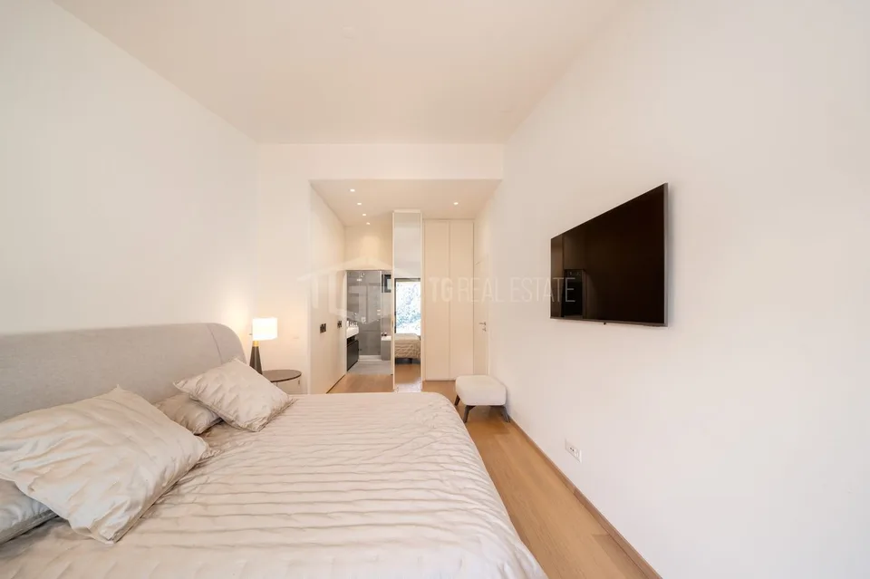 Appartement élégant de 4 pièces avec jardin et vue sur le lac
