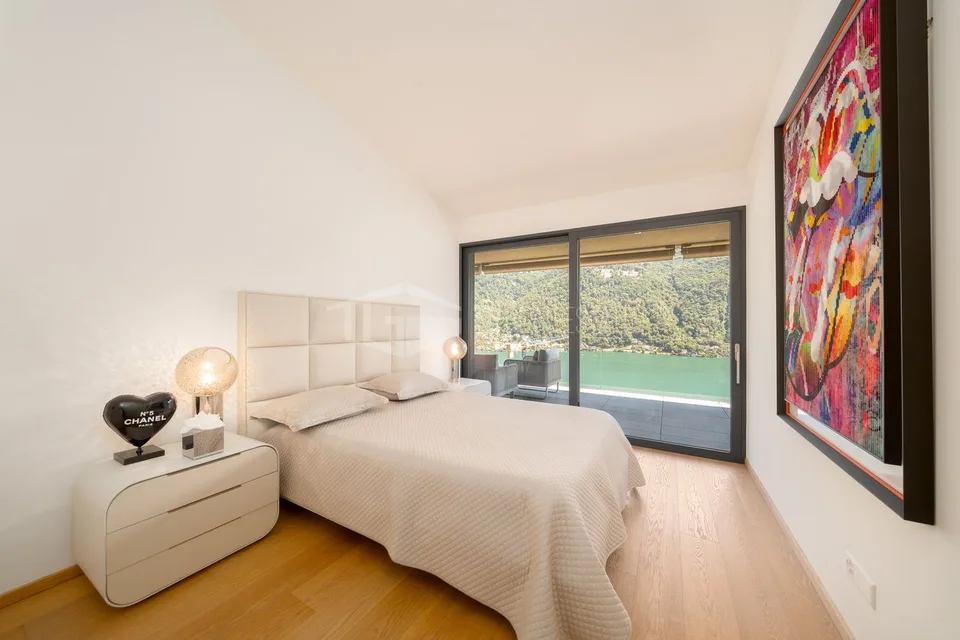Appartement élégant de 4 pièces avec jardin et vue sur le lac