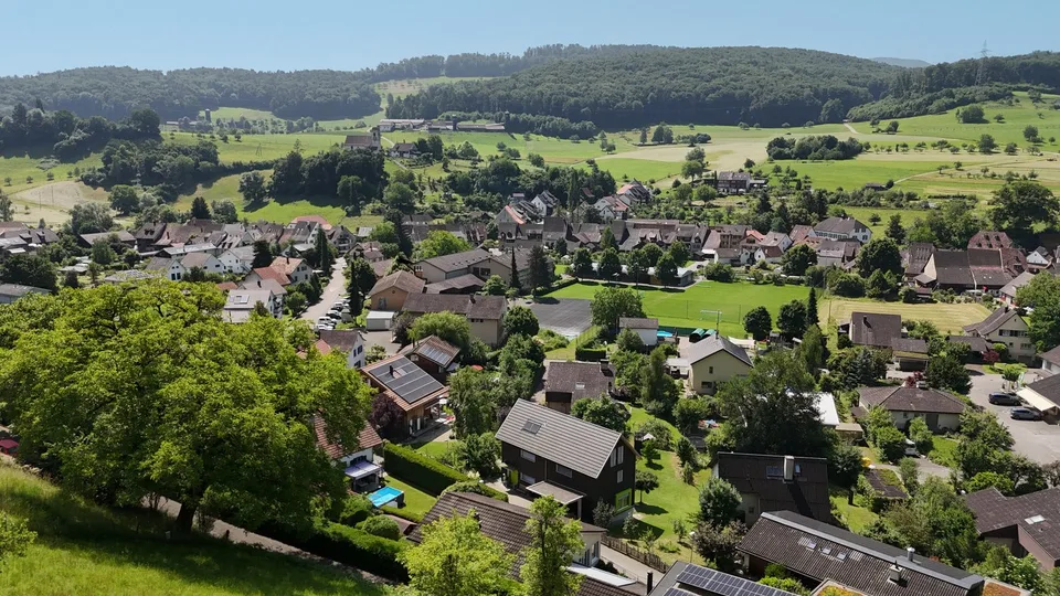 Terrain à bâtir attractif en pente à Ziefen