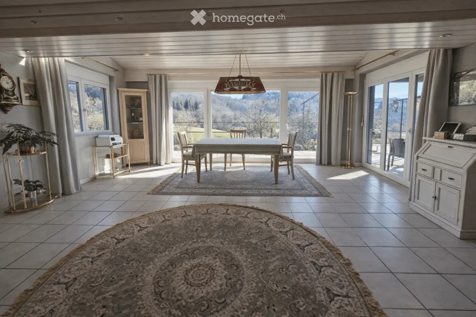 Maison individuelle avec vue panoramique et piscine naturelle