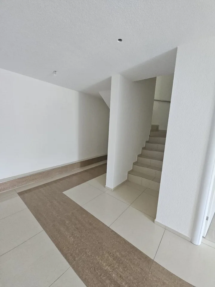 Charming 6.5-room semi-detached house in Othmarsingen – Modern, Family-friendly, and Quiet