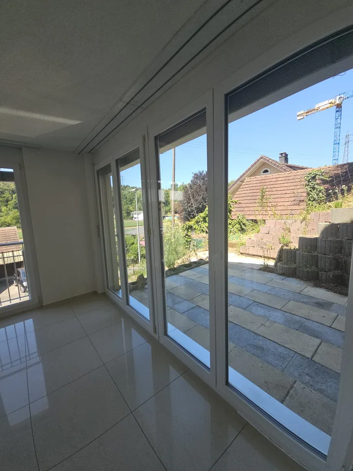 Charming 6.5-room semi-detached house in Othmarsingen – Modern, Family-friendly, and Quiet