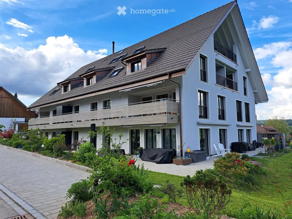 Moderne -Wohnung mit 107 m², Loggia und Bodenkühlung
