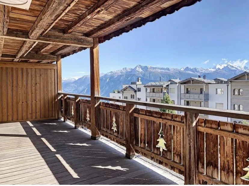 Crans-Montana * Résidence secondaire autorisée * 2 places de parc intérieures incluses dans le prix