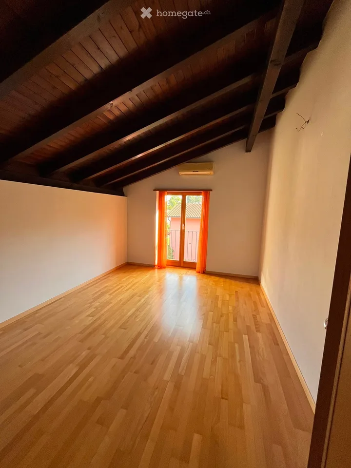 Wohnung in Doppelhaushälfte