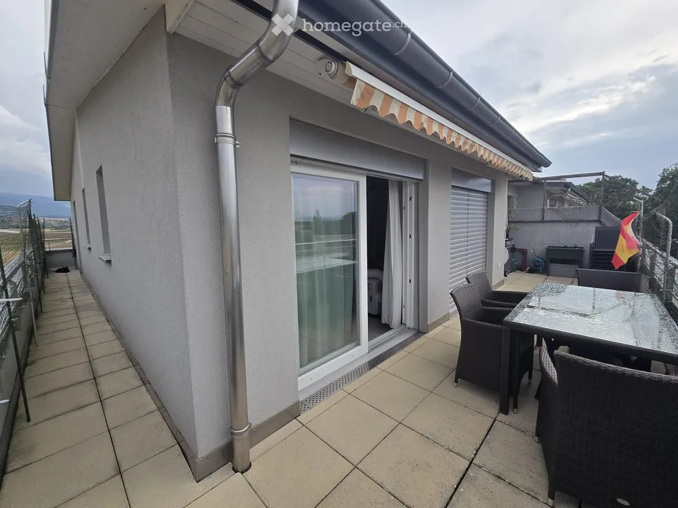 Bel appartement en attique 3.5 pièces pour le 1er novembre