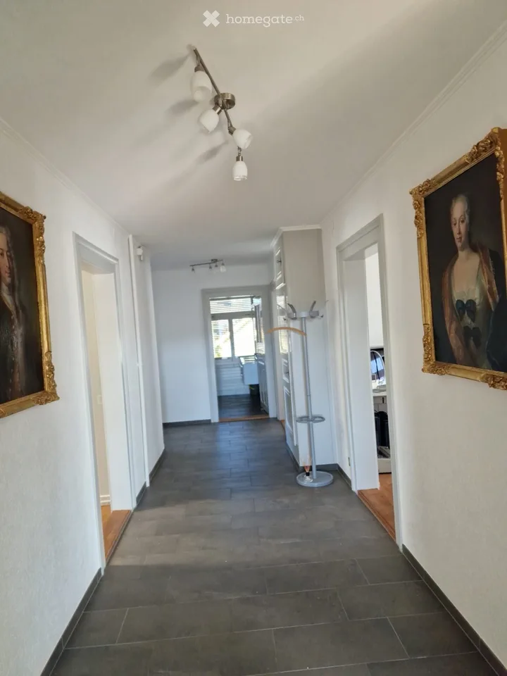 sehr grosse wohnung zu vermieten