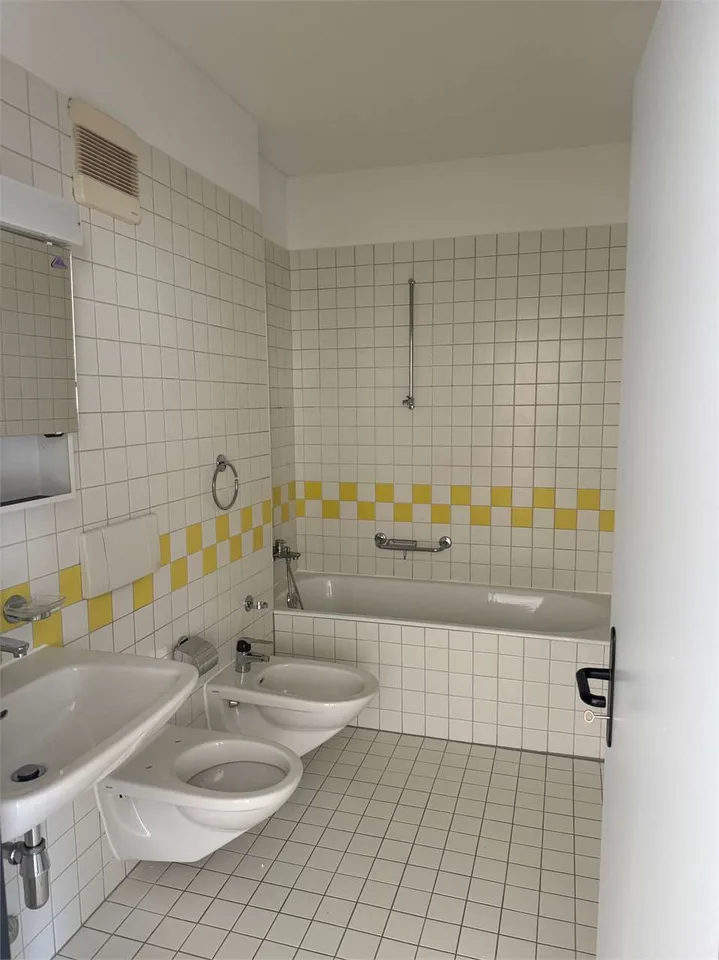 Bellinzona - practical studio apartment in the city center