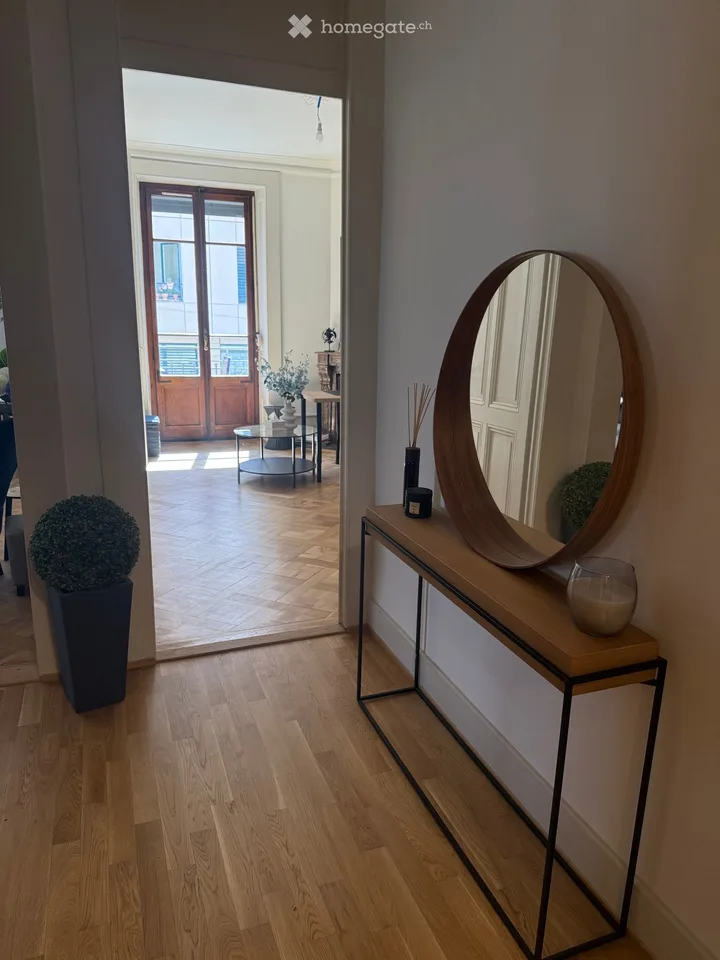 Splendide appartement 80m2 rénové dans centre de Genève