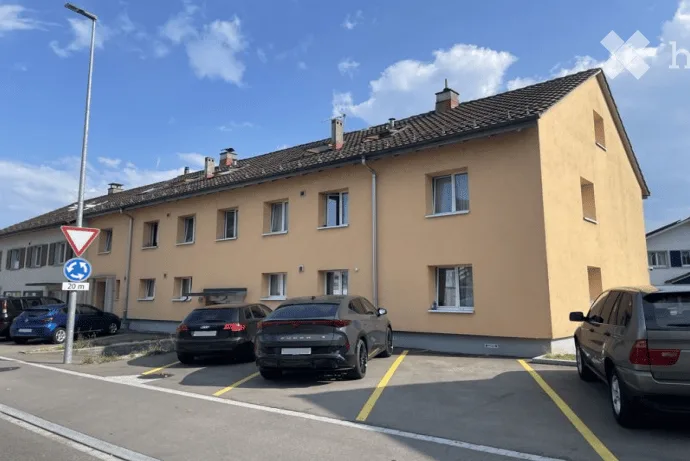 Mehrfamilienhaus mit 6 Wohnungen & Landreserve an zentraler Lage