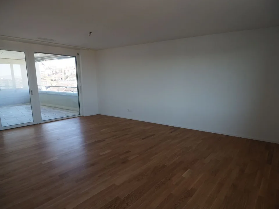 Bel appartement 2.5 pièces avec loggia