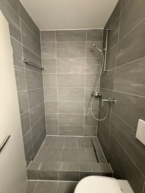 Erstvermietung: Stilvolle, hochwertige Wohnung neu bezugsbereit!