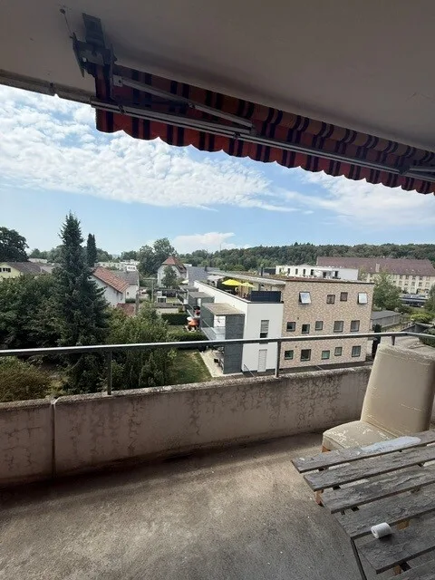 Erstvermietung: Stilvolle, hochwertige Wohnung neu bezugsbereit!