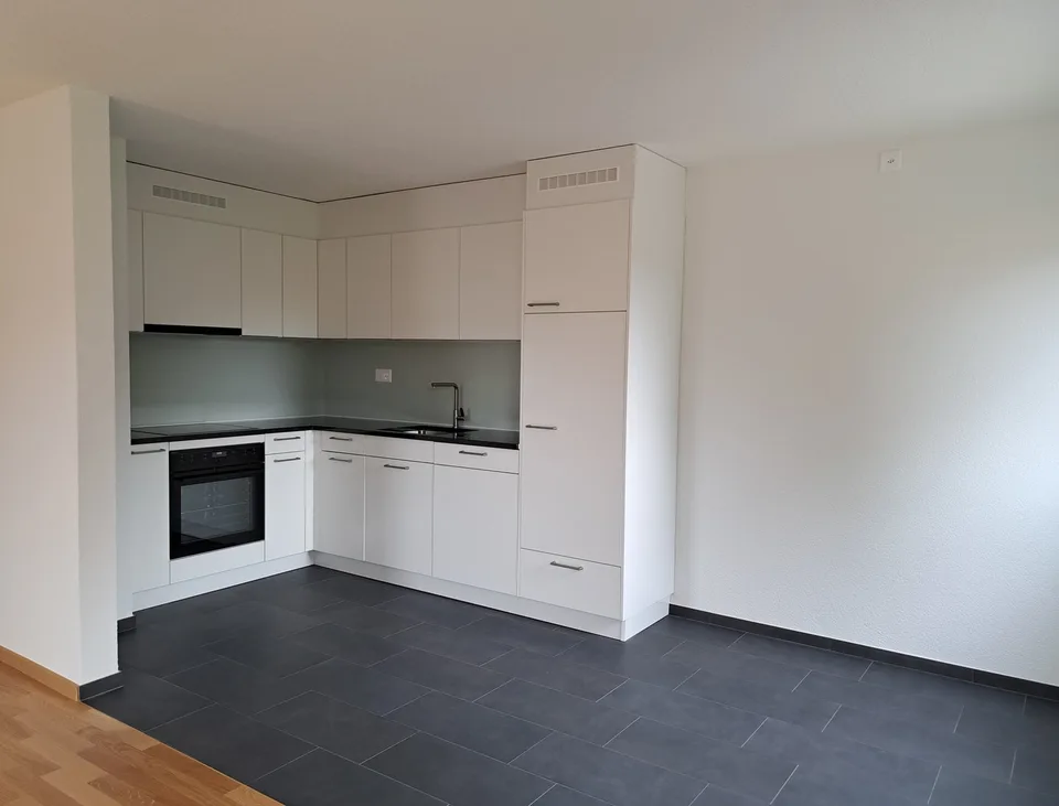 Neu renovierte Wohnung im Zentrum von Köniz