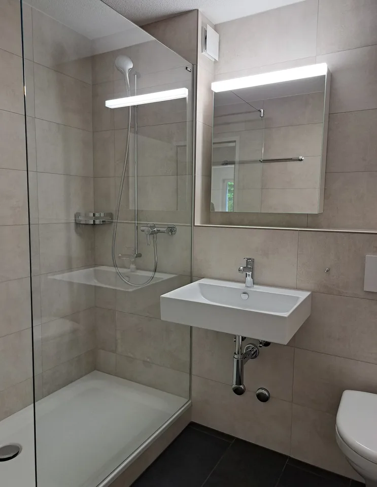 Neu renovierte Wohnung im Zentrum von Köniz