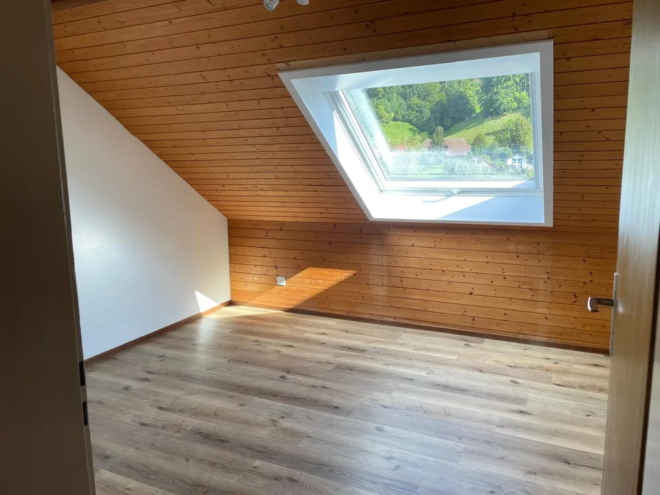 Appartamento accogliente di 3,5 locali con balcone