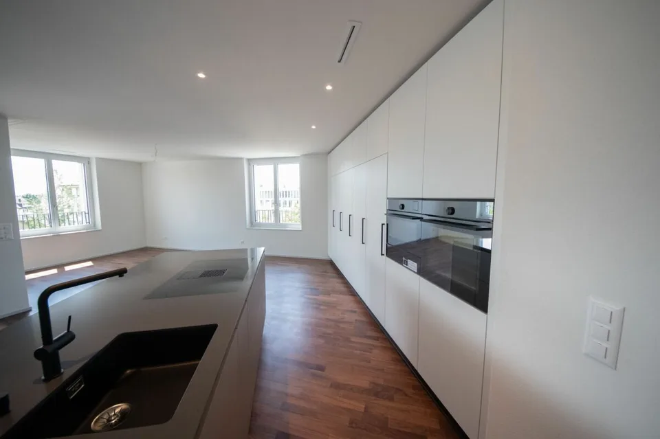 Appartement 3.5 pièces ultramoderne au cœur de Jona à louer