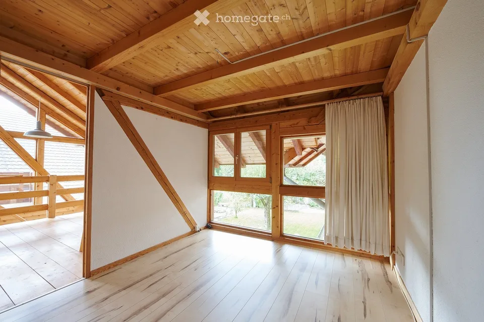 Sunny, cozy maisonette apartment