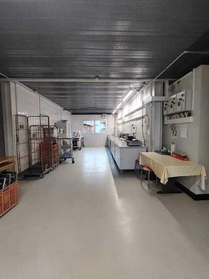 À remettre - Boulangerie / Pâtisserie entièrement équipée à Sion