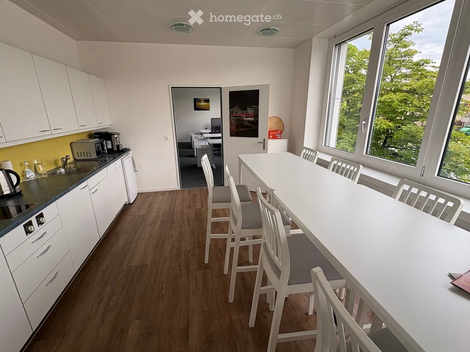 210 m² Ufficio Wallisellen – arredato, cablato, disponibile immediatamente