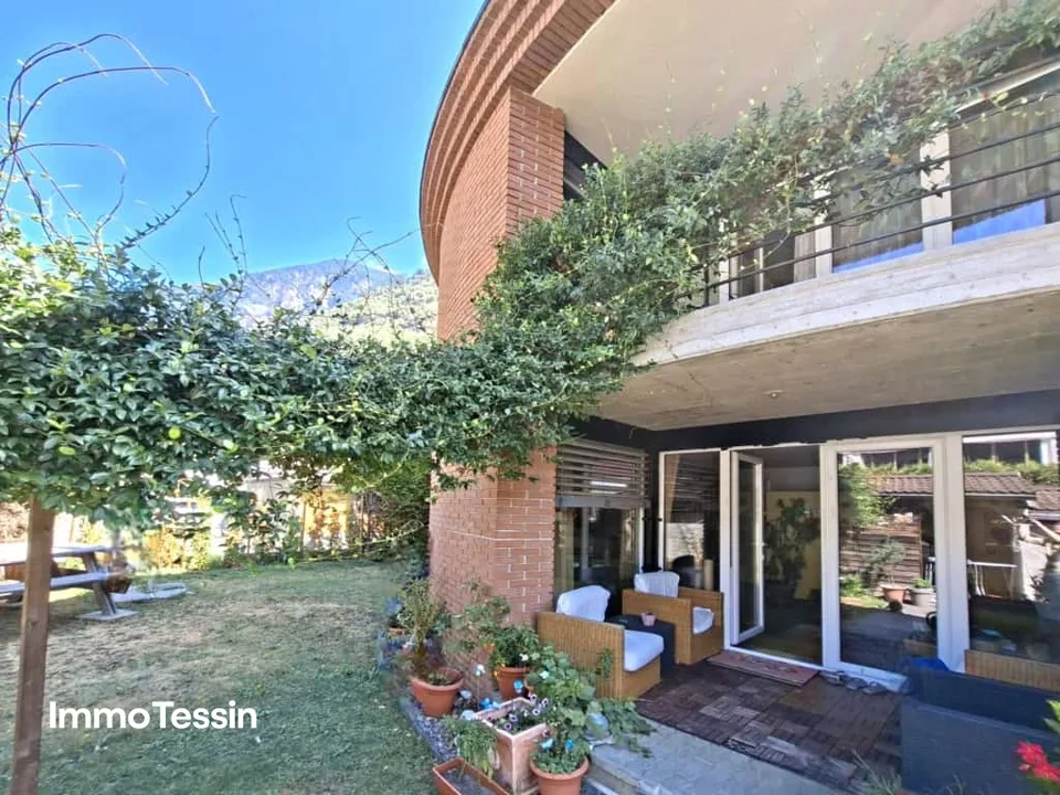 Fantastic Mario Botta house in the Blenio Valley with 2 apartments in a top location with a free view of the Ticino mountains