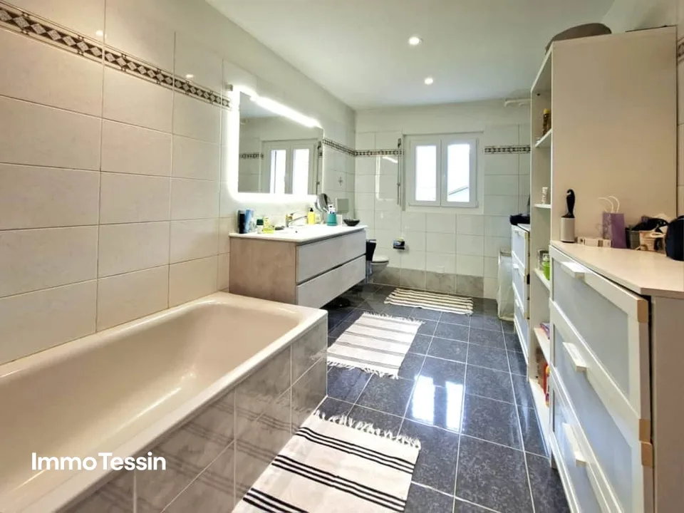Fantastic Mario Botta house in the Blenio Valley with 2 apartments in a top location with a free view of the Ticino mountains