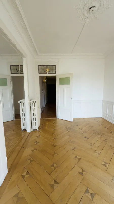 Superbe appartement de caractère de 4 pièces - emplacement premium proche gare