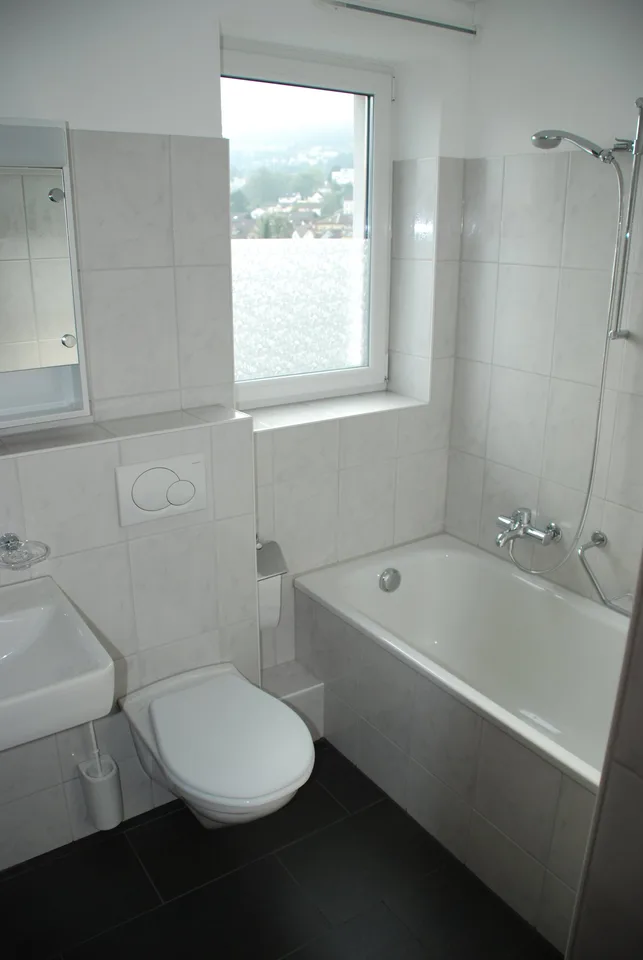 Charmant appartement de 3,5 pièces au dernier étage avec vue sur le lac à Rorschach