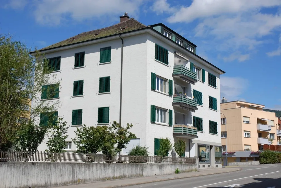 Boîte de garage à Wettingen recherchée?