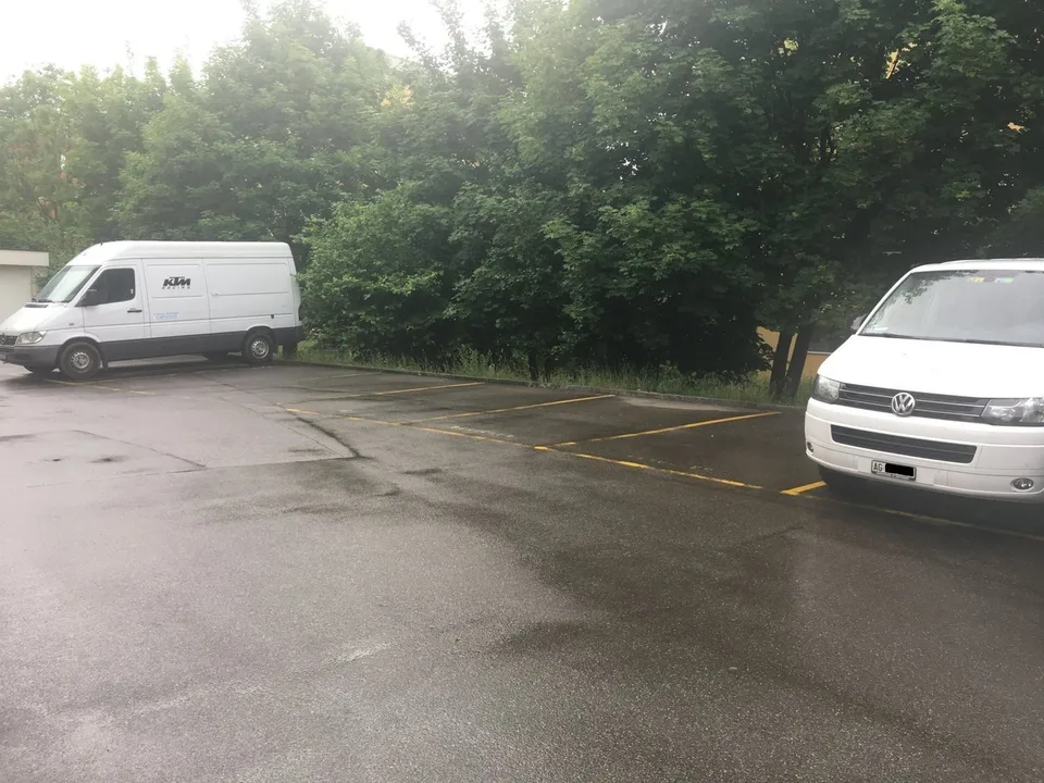 Place de stationnement extérieure à Wettingen recherchée?