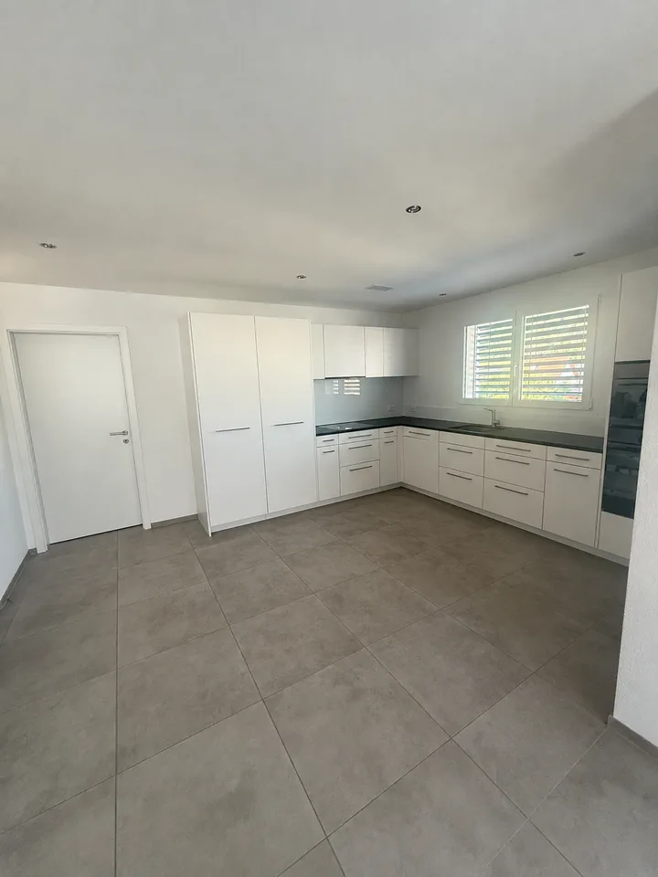 Moderne 4.5-Zimmer-Wohnung im 2. OG