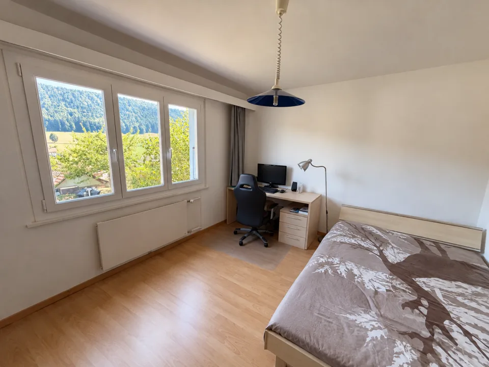 Renan, schönes Einfamilienhaus mit 6 Zimmern