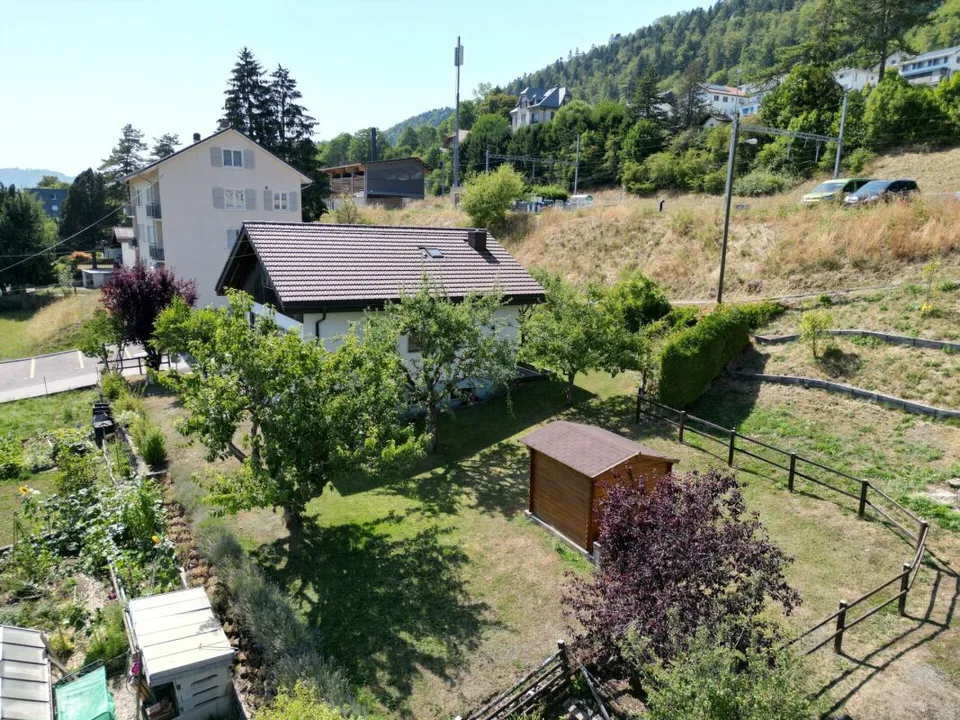 Renan, schönes Einfamilienhaus mit 6 Zimmern