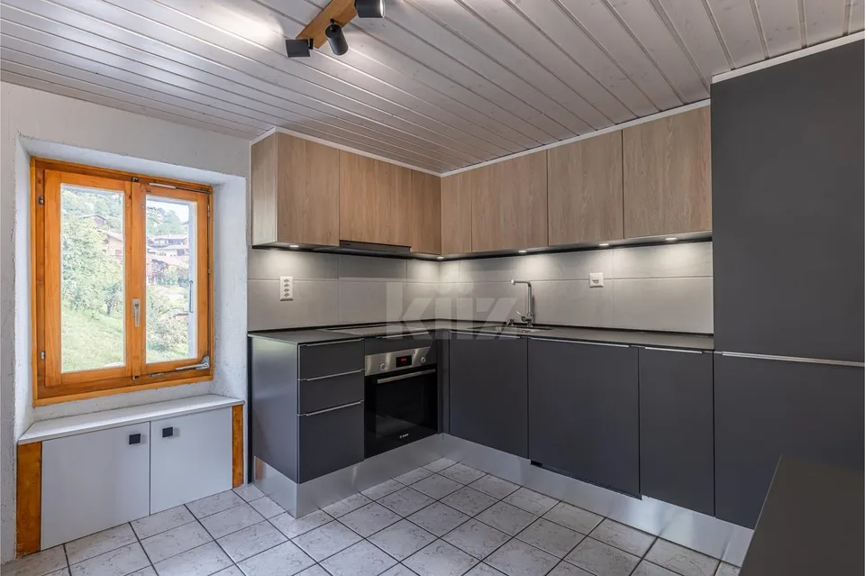Charmantes Zweifamilienhaus mit freier Sicht