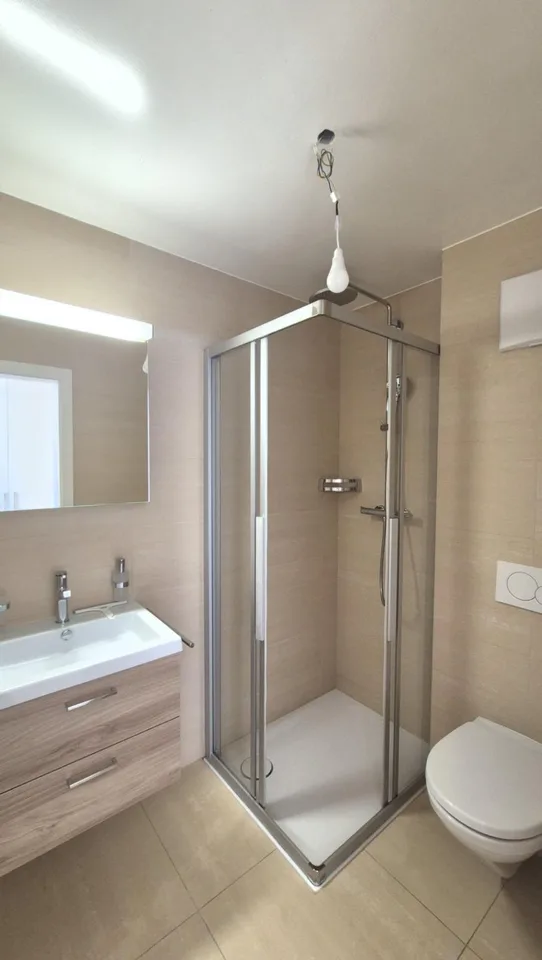 Bel appartement de 3.5 pièces au rez avec jardin à Gingins