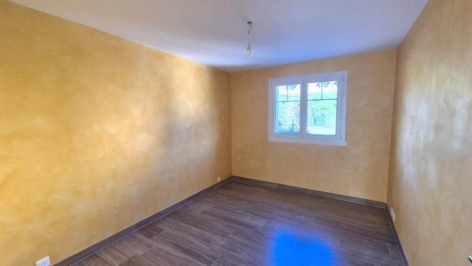 Bel appartement de 3.5 pièces au rez avec jardin à Gingins