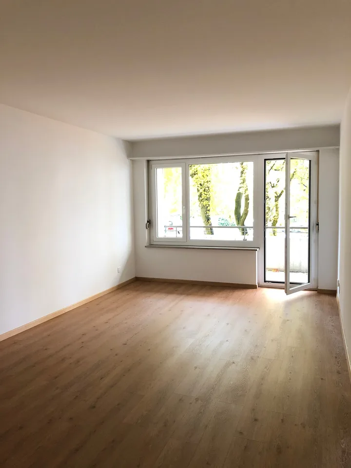 Cozy 2-room apartment with balcony in Zürich-Altstetten