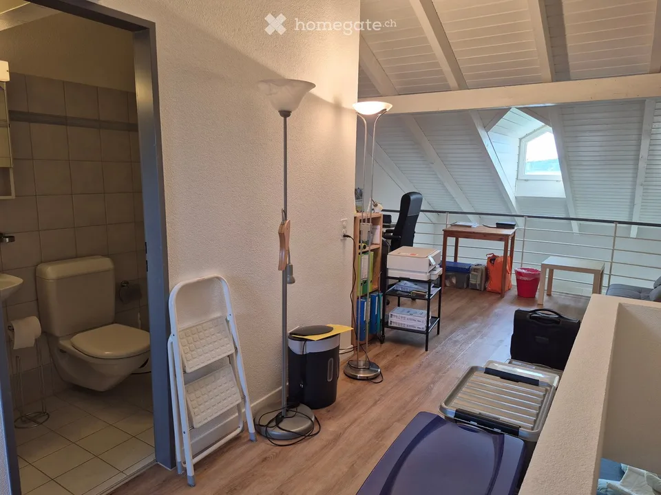 Incantevole appartamento maisonette 3.5 locali con 3 balconi a Spreitenbach
