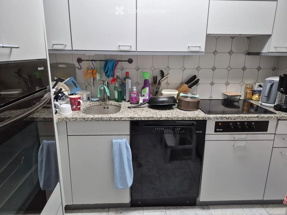 Incantevole appartamento maisonette 3.5 locali con 3 balconi a Spreitenbach