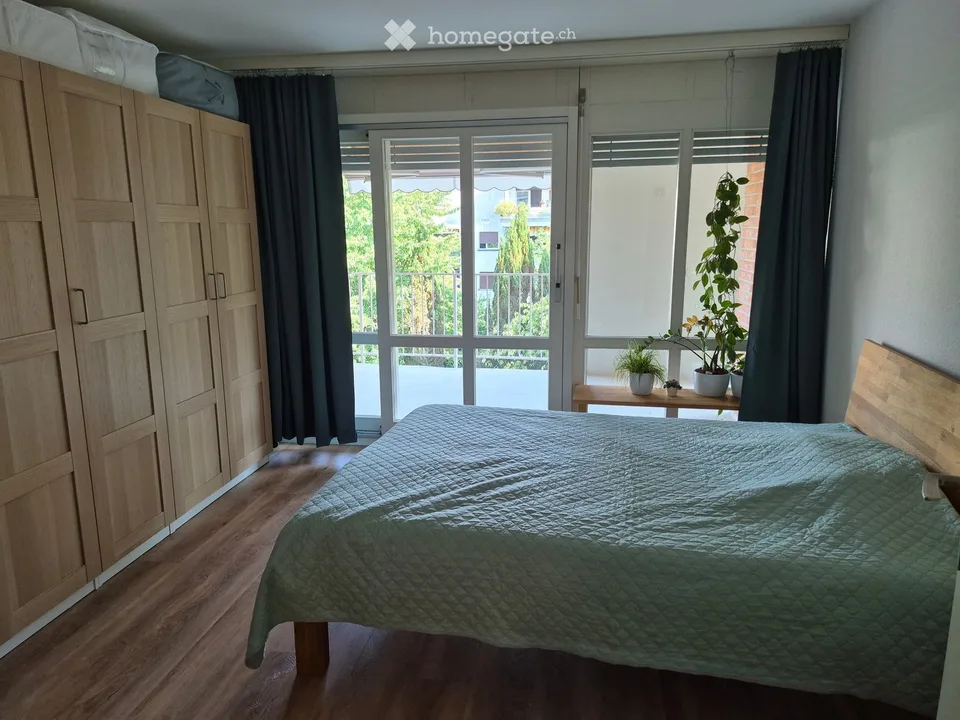 Incantevole appartamento maisonette 3.5 locali con 3 balconi a Spreitenbach