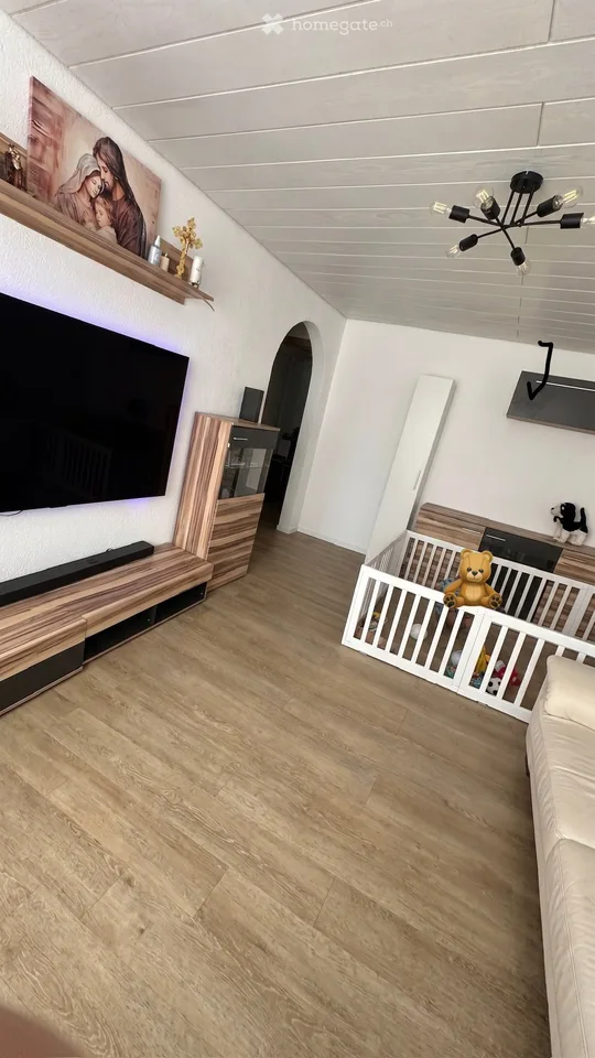 Geräumige Wohnung an toller Lage in Würenlos – ab 1. November verfügbar