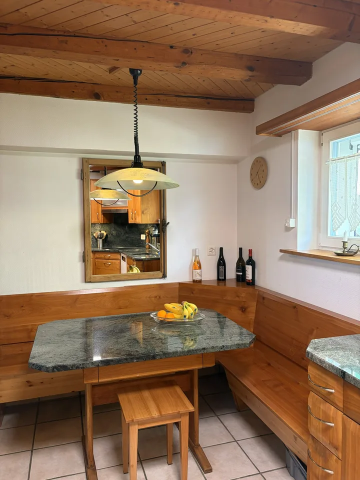 Casa familiare di 5,5 locali con camino e garage
