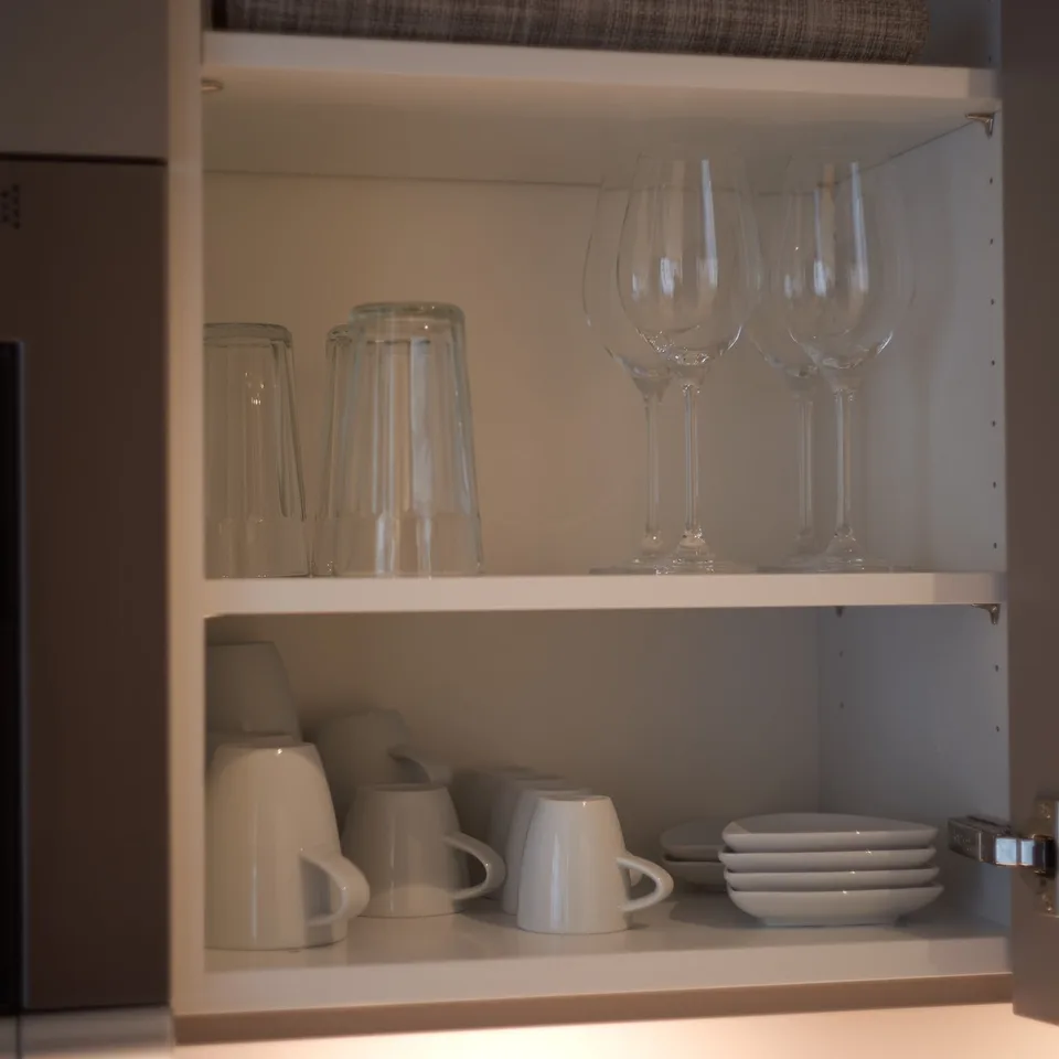 2-Zimmer Apartment möbliert und neu renoviert in Zürich Oerlikon