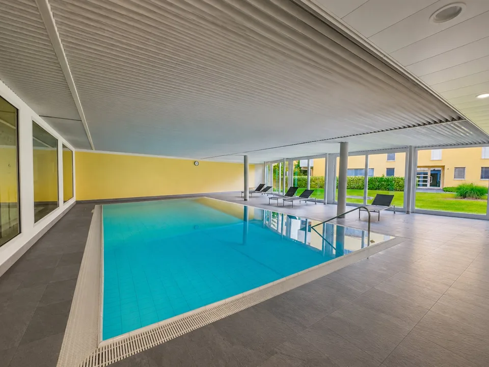 Spacious 5.5-room apartment with garden in Mendrisio