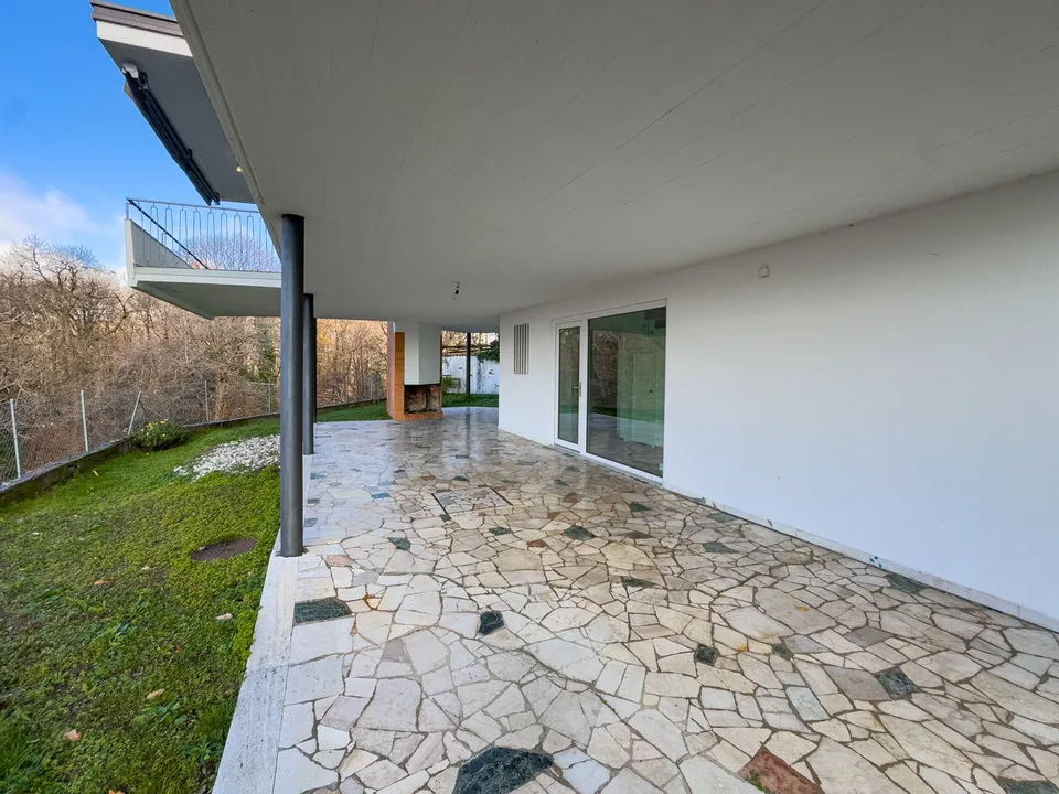 Einfamilienhaus mit Garten in Breganzona